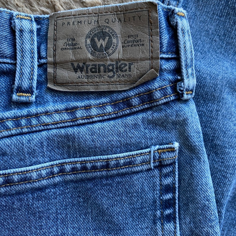 Wrangler Authentic Premium Quality 34x30men's Jea… - image 3